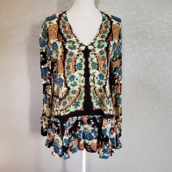 Free people Tunic style belong sleeve blouse size small - Picture 1 of 8